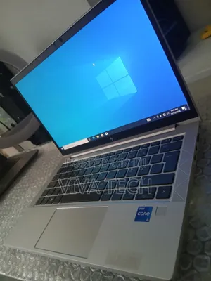 New Laptop HP EliteBook 830 G8 16GB Intel Core i5 SSD 512GB