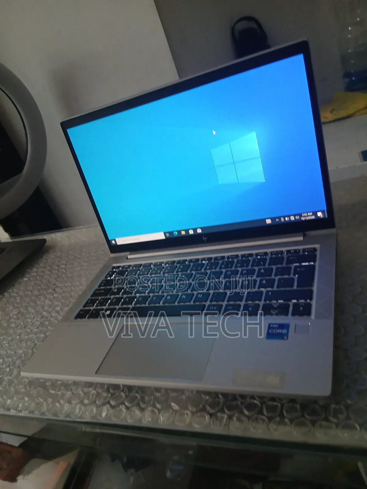 New Laptop HP EliteBook 830 G8 16GB Intel Core i5 SSD 512GB