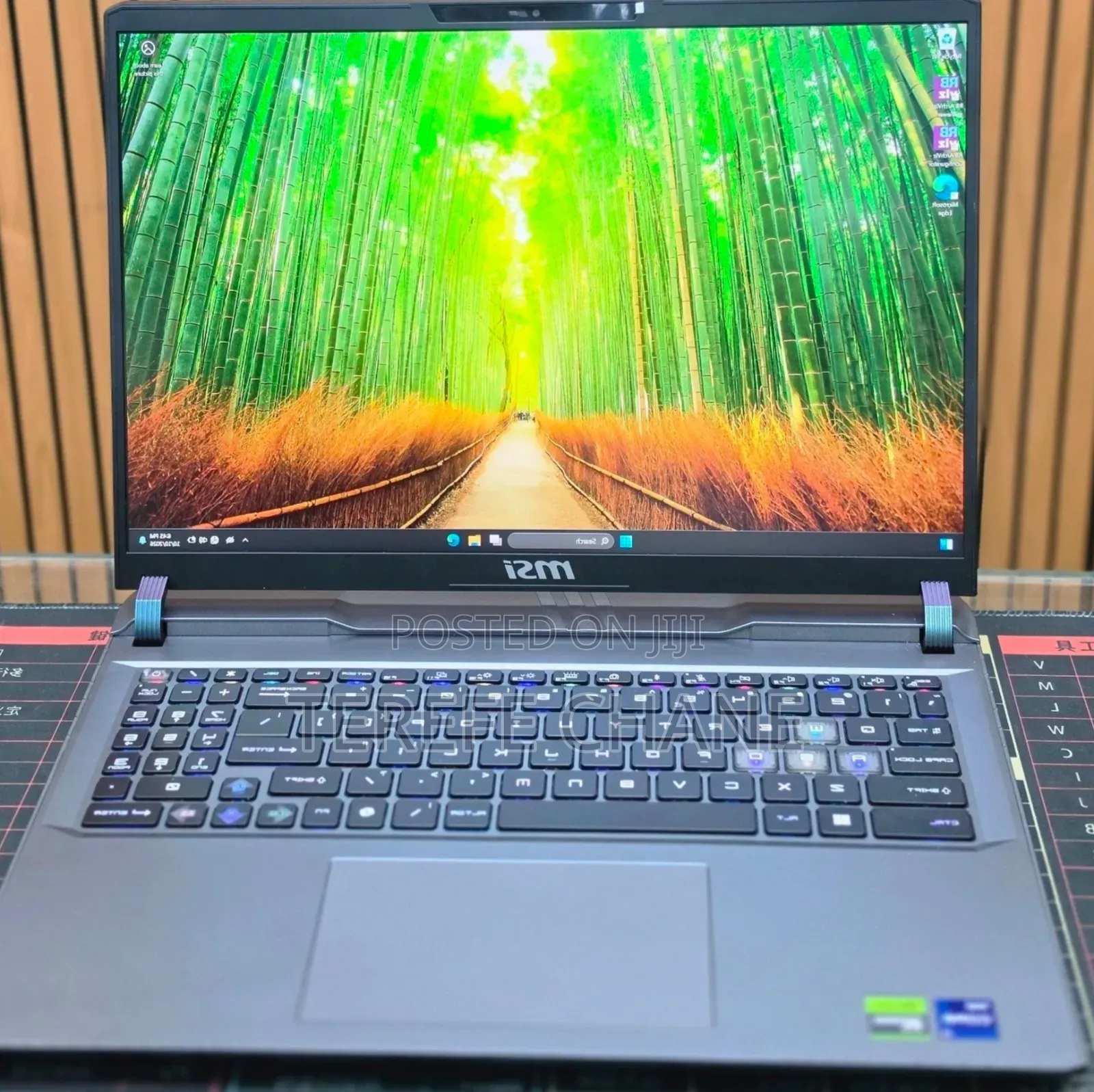 New Laptop MSI Vector 16 HX AI A2XWIG 32GB Intel Core i9 SSD 1T