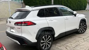 Toyota Corolla Cross 2023 White