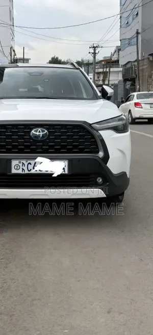 Toyota Corolla Cross 2023 White