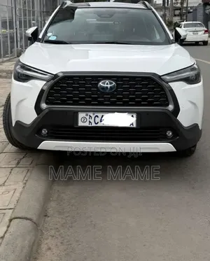 Toyota Corolla Cross 2023 White