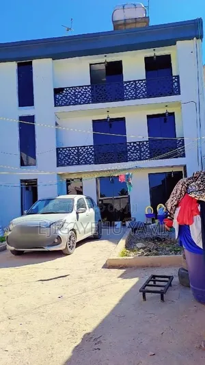 Furnished 5bdrm Duplex in G+2, Bole for sale