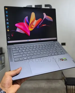 New Laptop Lenovo Yoga C930 16GB AMD Ryzen 7 SSD 512GB