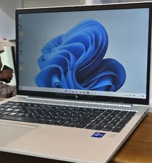 New Laptop HP EliteBook 850 G8 16GB Intel Core i7 SSD 512GB