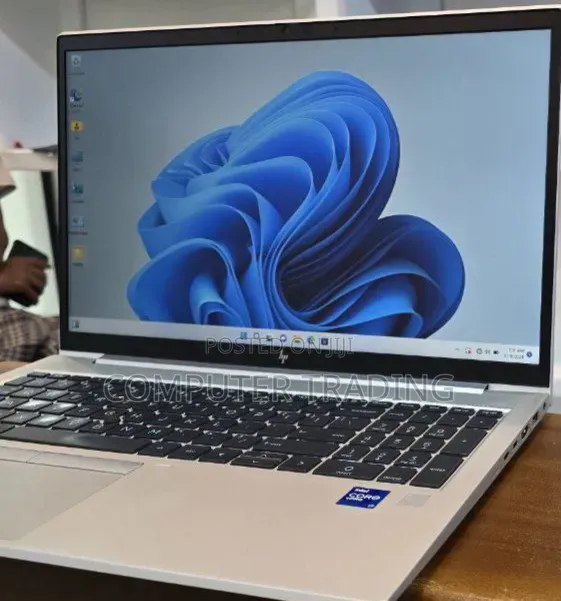 New Laptop HP EliteBook 850 G8 16GB Intel Core i7 SSD 512GB