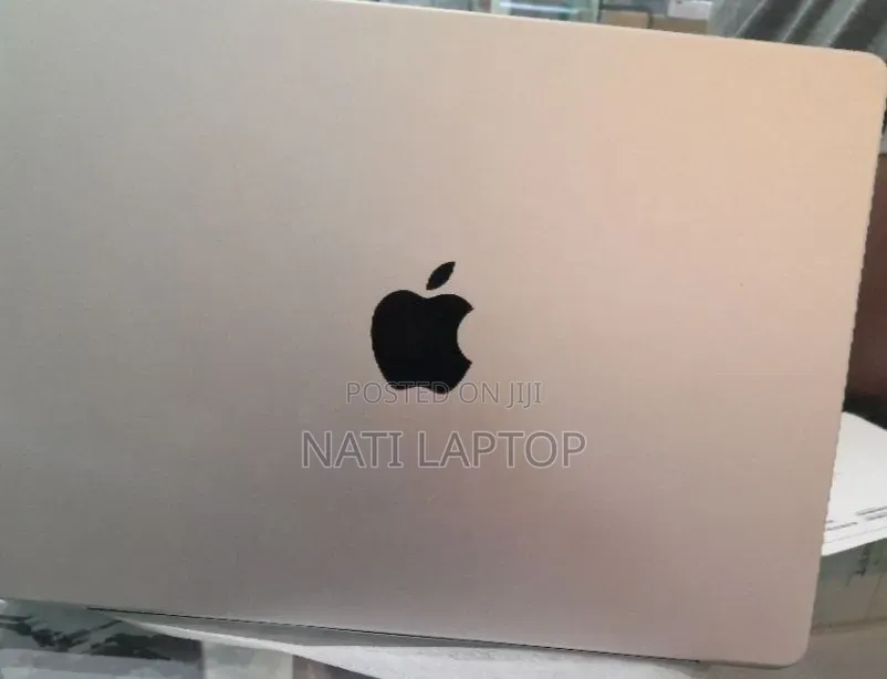 New Laptop Apple MacBook Pro 2024 M4 24GB Apple M4 Pro SSD 512GB