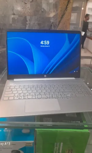 New Laptop HP 8GB Intel Core i3 SSD 512GB