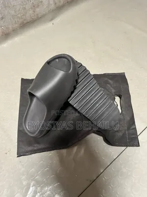 Yeezy Slides