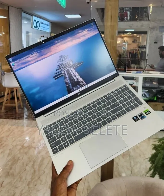 New Laptop HP Pavilion 15 16GB Intel Core i7 SSD 1T