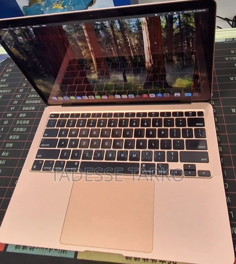 New Laptop Apple MacBook Air 2020 M1 8GB Apple M1 SSD 256GB