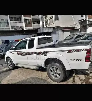 Toyota Hilux 2015 White
