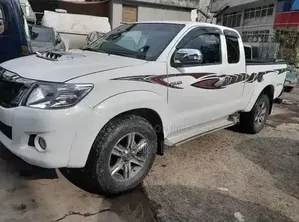Toyota Hilux 2015 White