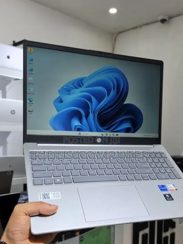 New Laptop HP Stream Notebook 16GB Intel Core i7 SSD 1T