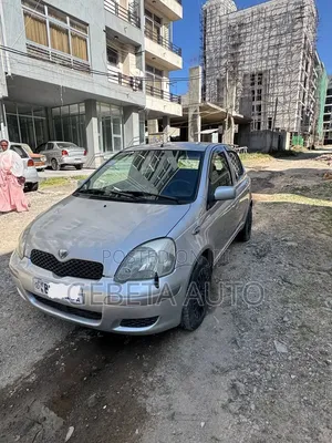 Toyota Vitz 2002