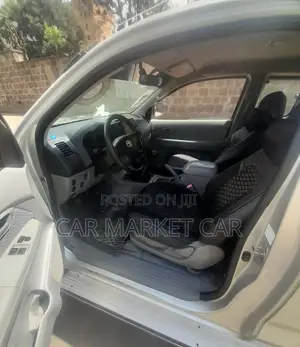 Toyota Hilux 2.5 D-4D 2007 Gold