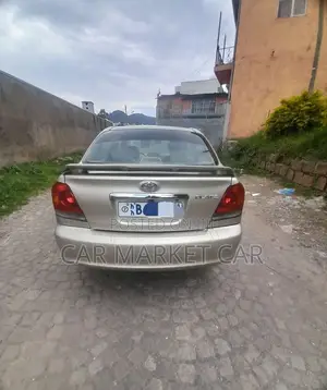Toyota Platz 1.0 FWD 2005 Gold