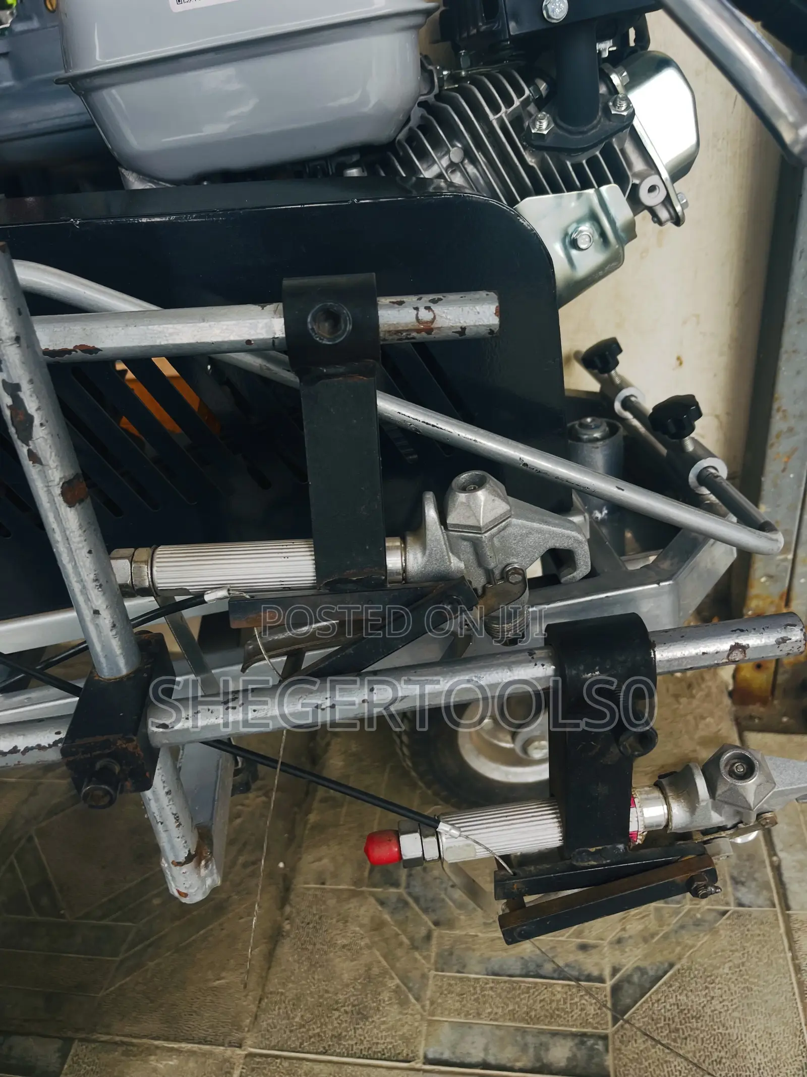 Gasoline Zebra Air Less Painter