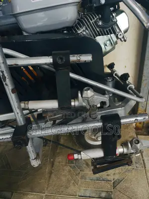 Gasoline Zebra Air Less Painter