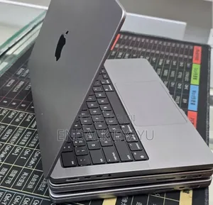 New Laptop Apple MacBook Pro 2020 M1 32GB Apple M1 Pro SSD 512GB