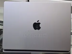 New Laptop Apple MacBook Pro 2020 M1 32GB Apple M1 Pro SSD 512GB