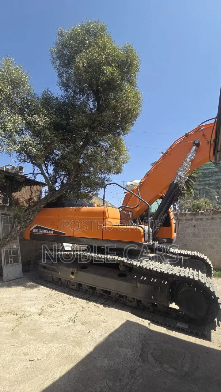 Urgent - Develon Excavator