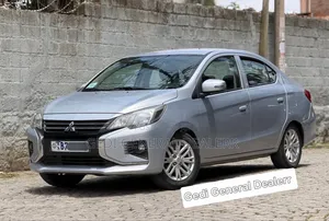 Mitsubishi Attrage 2021 Silver