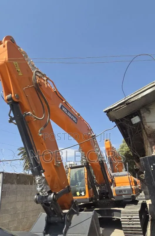 Urgent - Develon Excavator