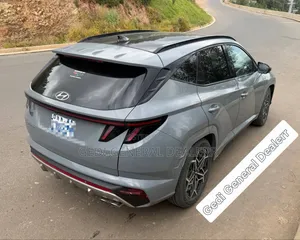 Hyundai Tucson 2022 Gray
