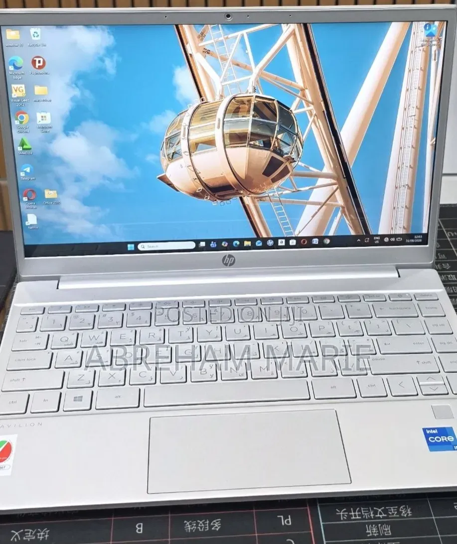 New Laptop HP Pavilion 13 8GB Intel Core i5 SSD 512GB