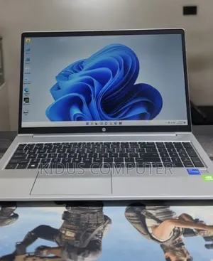 New Laptop HP EliteBook 845 G8 16GB Intel Core i5 SSD 512GB