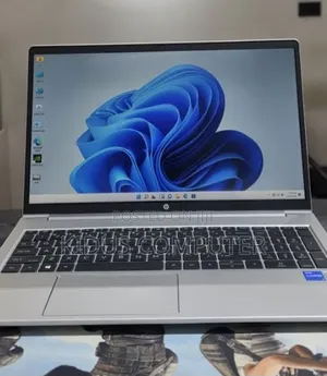 New Laptop HP EliteBook 845 G8 16GB Intel Core i5 SSD 512GB