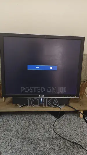 Dell 19" Monitor, Speaker Included (VGA, DVI, AV & S-Video)