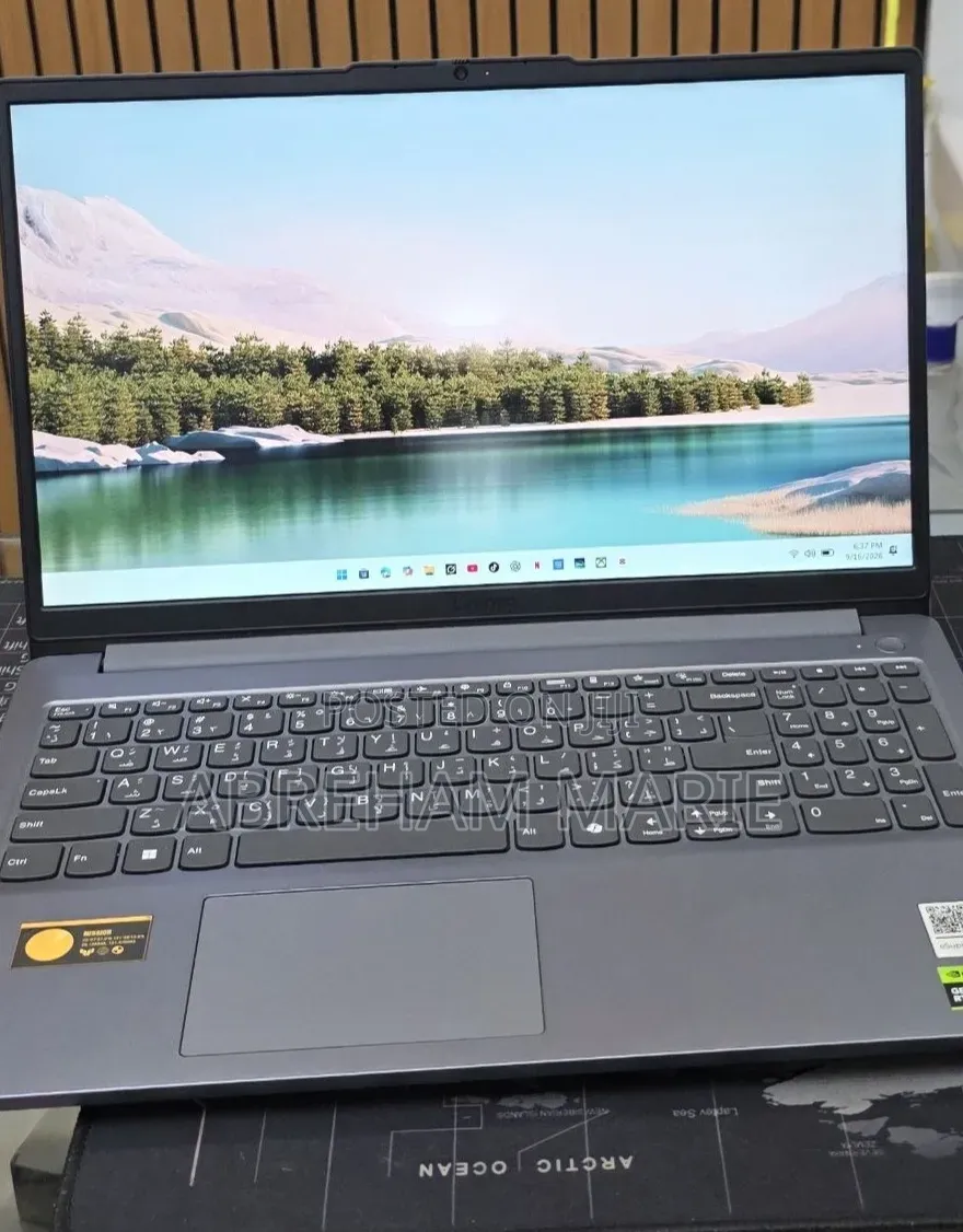 New Laptop Lenovo LOQ 15AHP10 12GB Intel Core i5 SSD 512GB