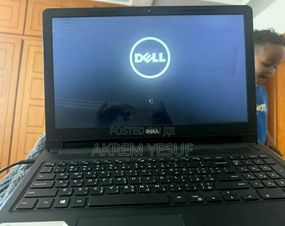 Laptop Dell Inspiron 15 8GB Intel Core i3 HDD 1T