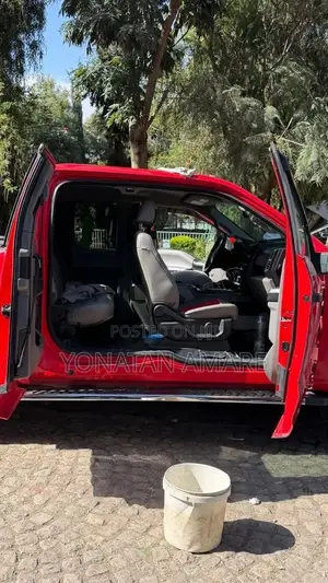Ford F-150 2017 Red