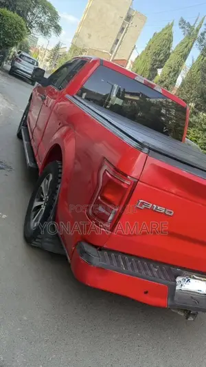 Ford F-150 2017 Red