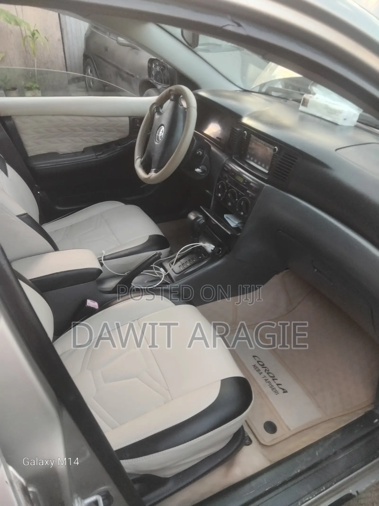Toyota Corolla 1.4 D Automatic 2004 Beige