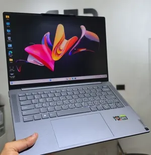 New Laptop Lenovo 16GB AMD Ryzen 7 SSD 512GB