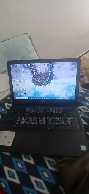 Laptop Dell Inspiron 15 8GB Intel Core i3 HDD 1T