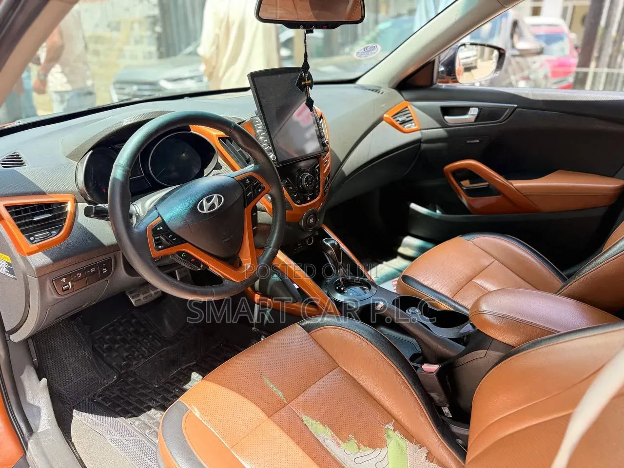 Hyundai Veloster 2014 Orange