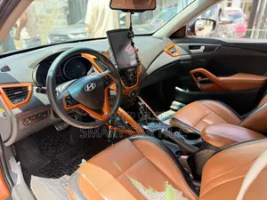 Hyundai Veloster 2014 Orange