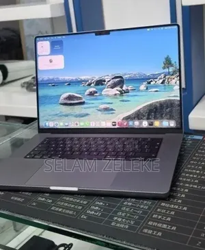New Laptop Apple MacBook Pro 2021 M1 16GB Apple M1 Pro SSD 512GB