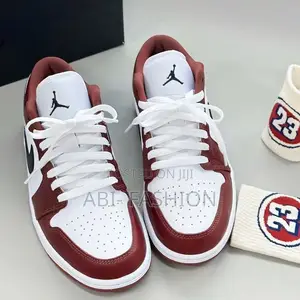 Nike Air Jordan 1 Low SE Dark Pony Premium Brand – New Arrival