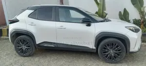 Toyota Yaris Cross 1.5 Hybrid FWD 2024 White