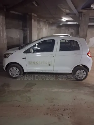 New Genesis Electrified GV70 Advanced AWD 2023 White