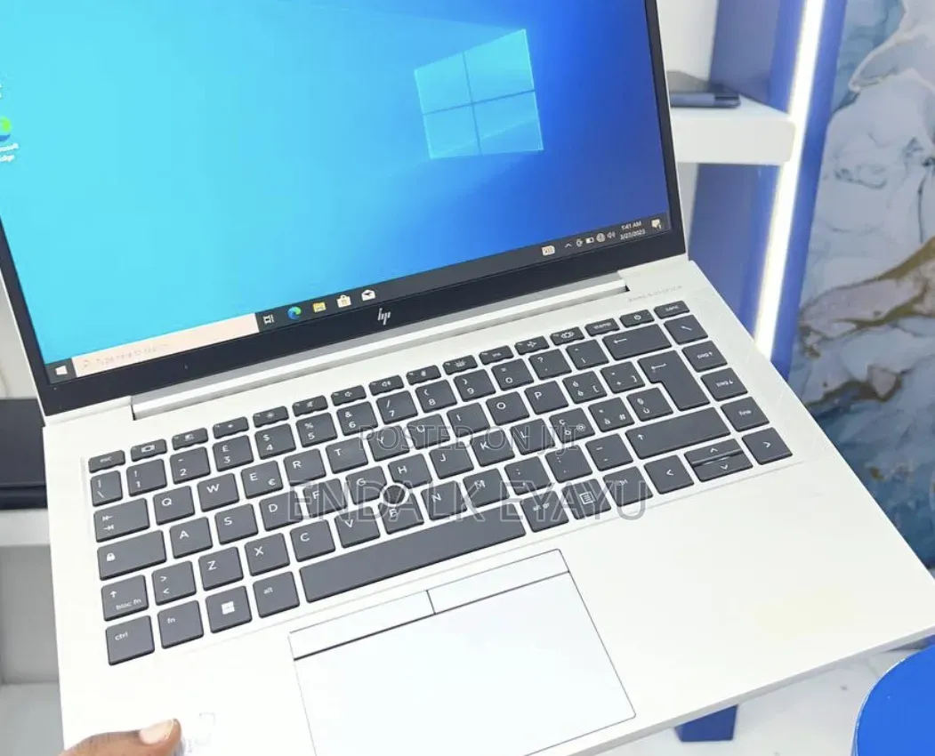 New Laptop HP EliteBook 845 G8 16GB AMD Ryzen 5 SSD 512GB