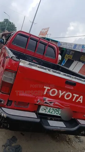 Toyota Hilux 1999