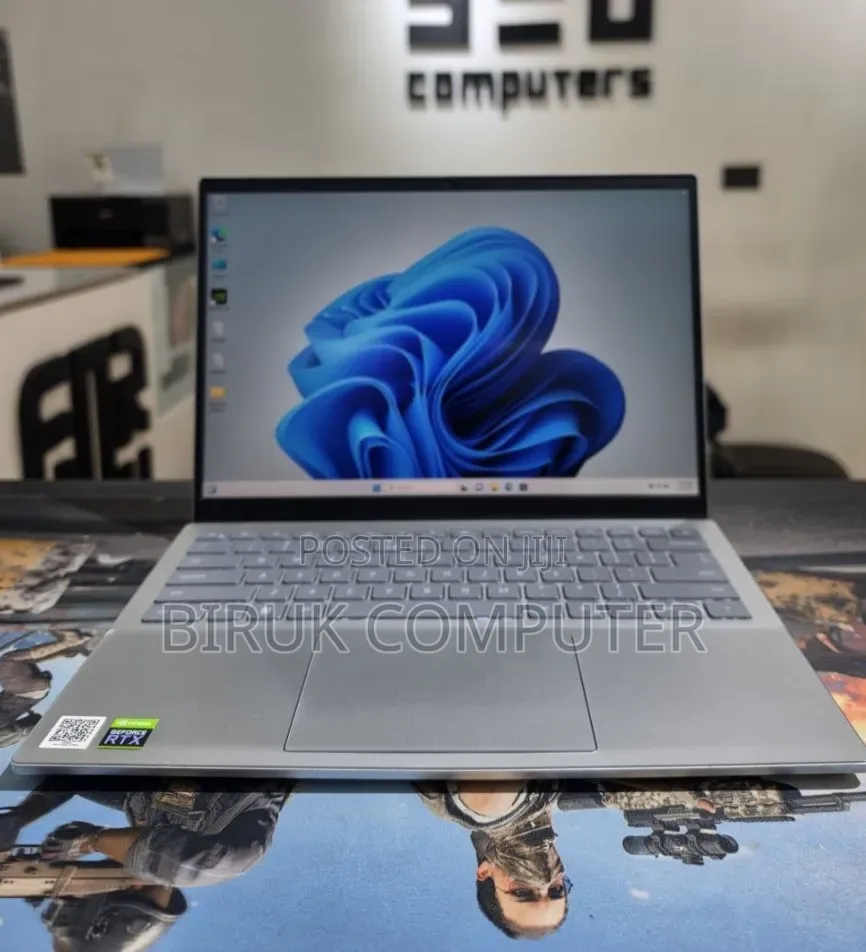 New Laptop Dell Inspiron 14 16GB Intel Core i7 SSD 512GB