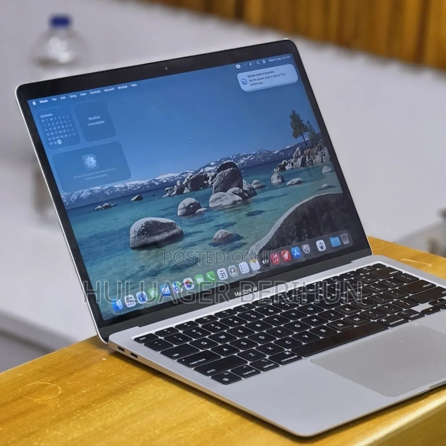 New Laptop Apple MacBook Air 2020 M1 8GB Apple M1 SSD 256GB